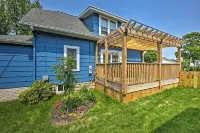 'Ania's Retreat' w/ Deck: Walk to Lake Michigan! - Pet friendly
