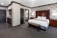 Hawthorn Suites by Wyndham Lubbock