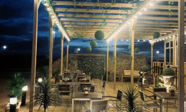 Horizon Hotel - Housity