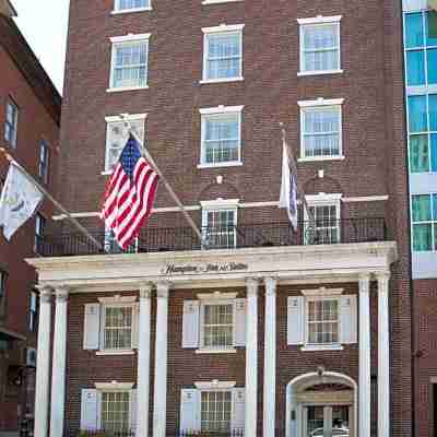 Hampton Inn & Suites Providence Downtown Hotel Exterior