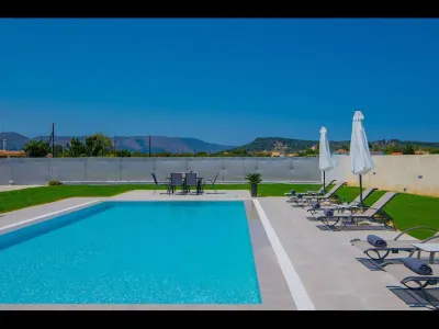 Nimar Luxury Villa - Private Swimming Pool