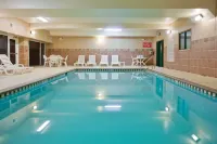 Country Inn & Suites by Radisson, Newnan, GA - Swimmingpools