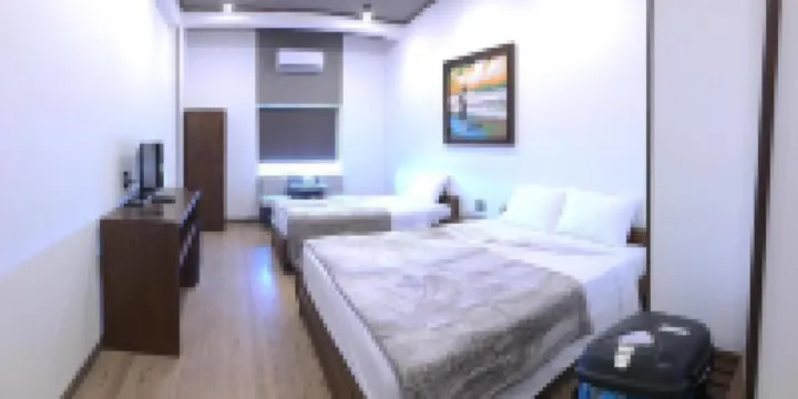 Oceanward Hotel & Resort