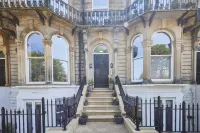 Host & Stay - Brooklands Timeless