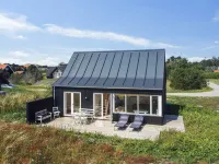 "Helga" - 800m from the Sea Hotels near Råbjerg Mile