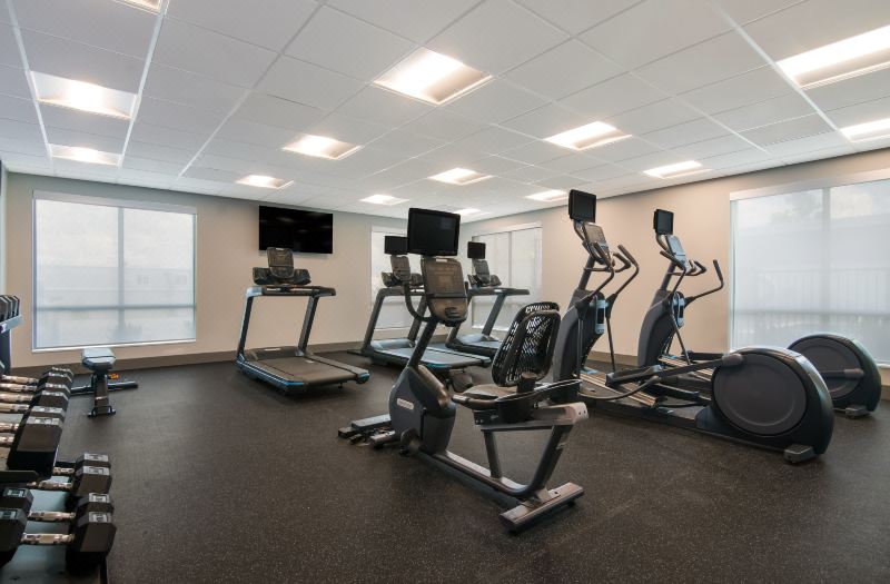 Holiday Inn Express & Suites Springdale - Fayetteville Area by IHG photo 4