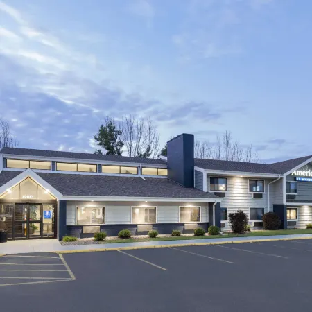 AmericInn by Wyndham Plover Stevens Point Отели в г. Пловер