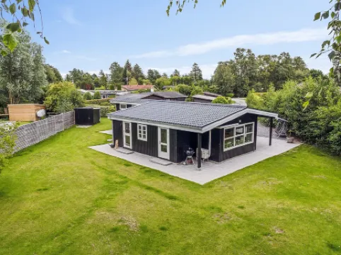 "Merilin" - 300m from the Sea