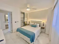 Ph in Cana Rock Star with Golf View and Pool.