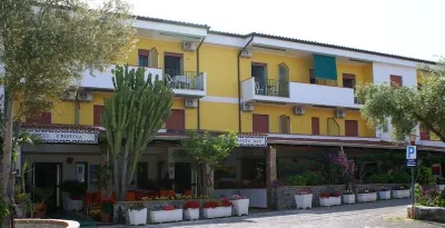 Hotel Cristina Hôtels à : Santa Maria del Cedro