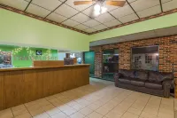 Travelodge by Wyndham Airport Platte City Hotels in Platte County