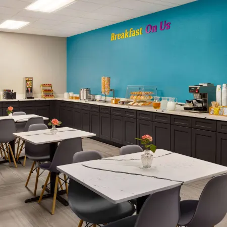 Days Inn by Wyndham McComb MS