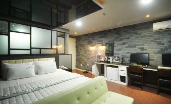 Busan Jaesong-Dong Zenith