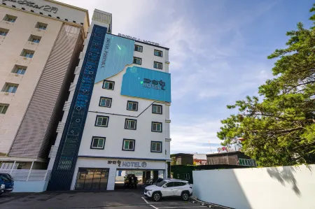 Pine Hill Отели рядом с достопримечательностью «Museum of musical Instruments of the World»