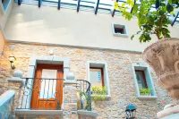 Palazzo Iaquinta - Rooms, Restaurant & Wellness Hotels near Gole del Calore