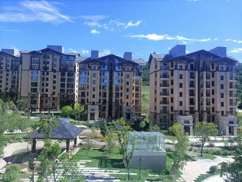 Chuxue Meets Sunny Day Apartment (East Ring Road No. 1)