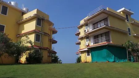 阿維薩尼拉海灘度假村