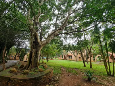 Country Club Wildlife Resort