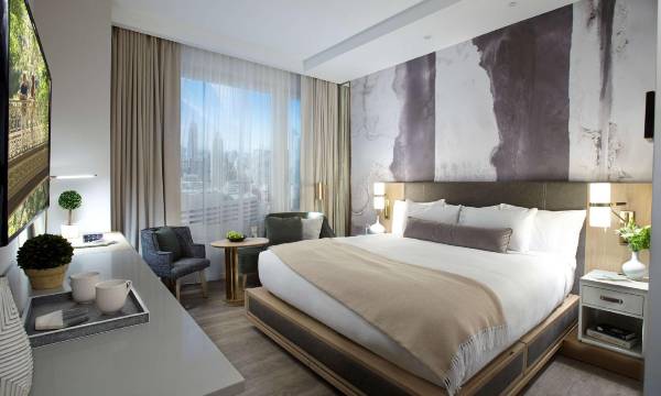 Hilton Club the Central at 5th New York