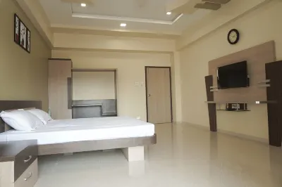 Hotel Pranav Lodging Hotels near Pirbaba Pargaon