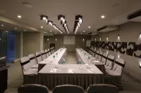 Hotel Carrefour