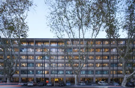 Citizenm Rome Isola Tiberina Отели рядом с достопримечательностью «Rione Parione»