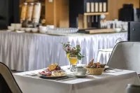 Willis Hotel Business & Wellness - breakfast