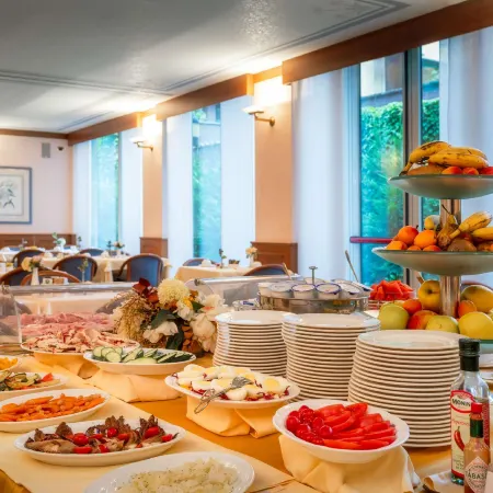 Hotel Crivi's Отели рядом с достопримечательностью «Университет им. Луиджи Боккони»