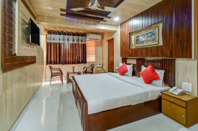 Hotel Surya Palace Hôtels à : Salcete