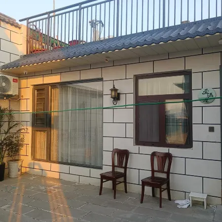 Zexu Homestay (Longmen Avenue)