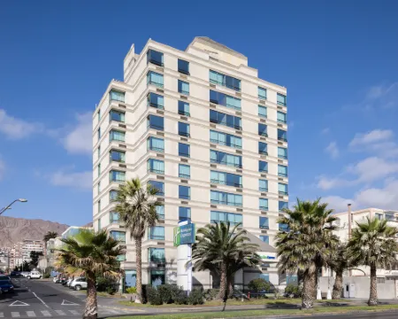 โรงแรม Holiday Inn Express Antofagasta บาย IHG โรงแรมในอันโตฟากัสตา
