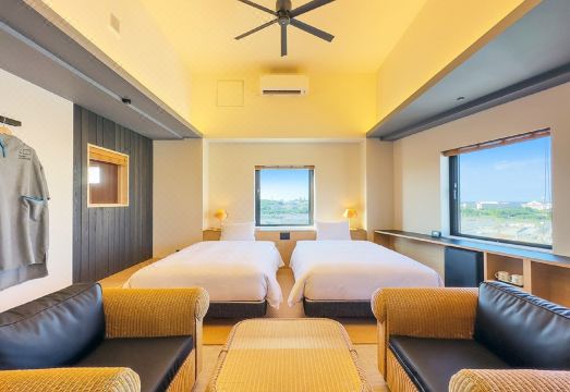 3. 호텔 앤드룸스 ..