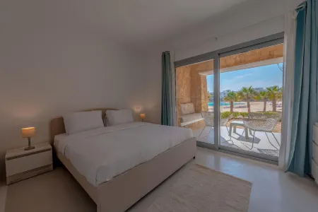 Vesta - Superior Apt - 3Br - Swan Lake Отели рядом с достопримечательностью «Coraya Divers El Gouna»