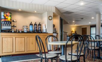 Quality Inn & Suites North Gibsonia