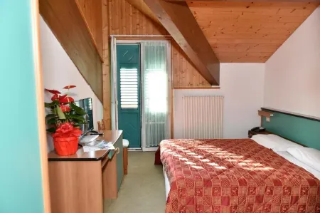 Hotel Bel Sit Отели в г. Caderzone