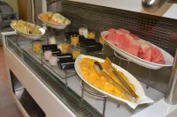 Ramada by Wyndham Abu Dhabi Corniche - Bữa sáng