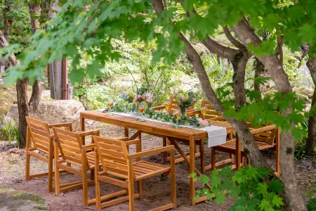 Jecheon Sanjoong Dayeon Pension Отели рядом с достопримечательностью «Woraksan»