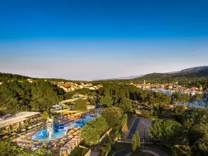 Valamar Amicor Resort