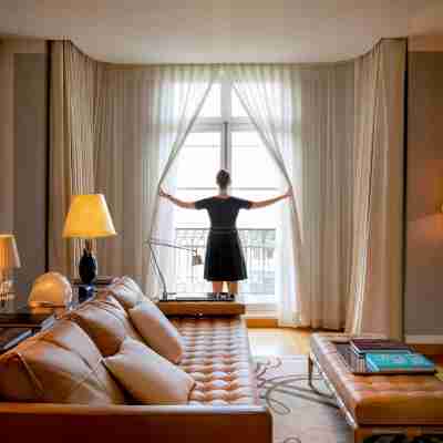 Le Royal Monceau - Raffles Paris Hotel Exterior