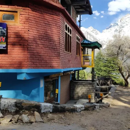 Silk Route Home Stay