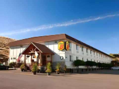 Super 8 by Wyndham Cody コーディのホテル