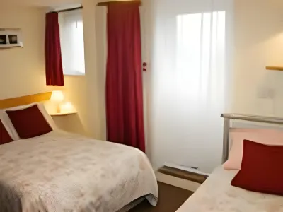 Rowntree Holiday Flats Hotels in 