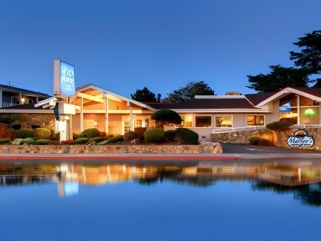 Monterey Bay Lodge