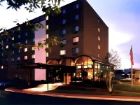 Best Western Plus Landmark Inn