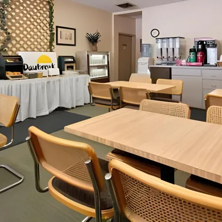 Days Inn by Wyndham Frankfort