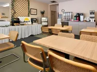 Days Inn by Wyndham Frankfort Hotels in Frankfort