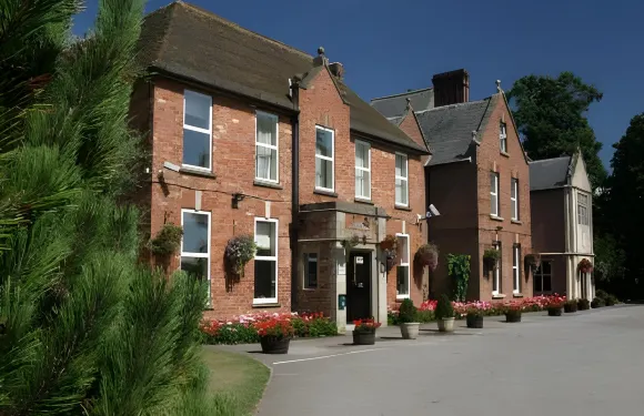 經典英國哈特雷莊園酒店