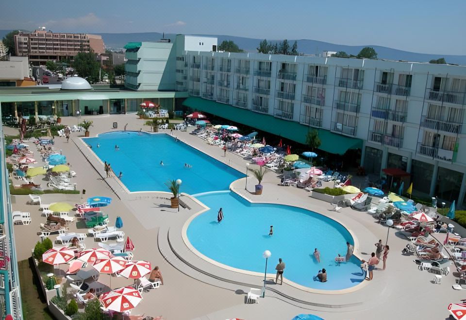 hotel overview picture