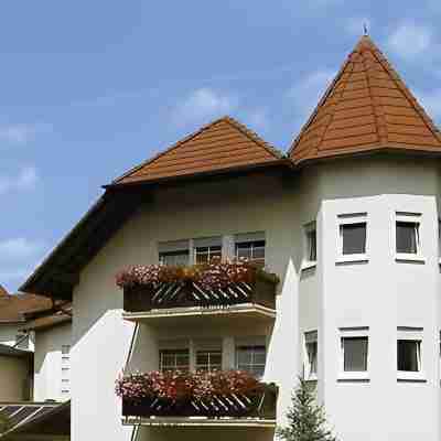 Zum Ochsen Hotel Exterior