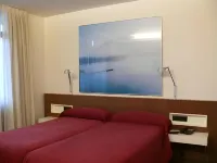 Hotel Los Angeles Hotels in Igollo de Camargo